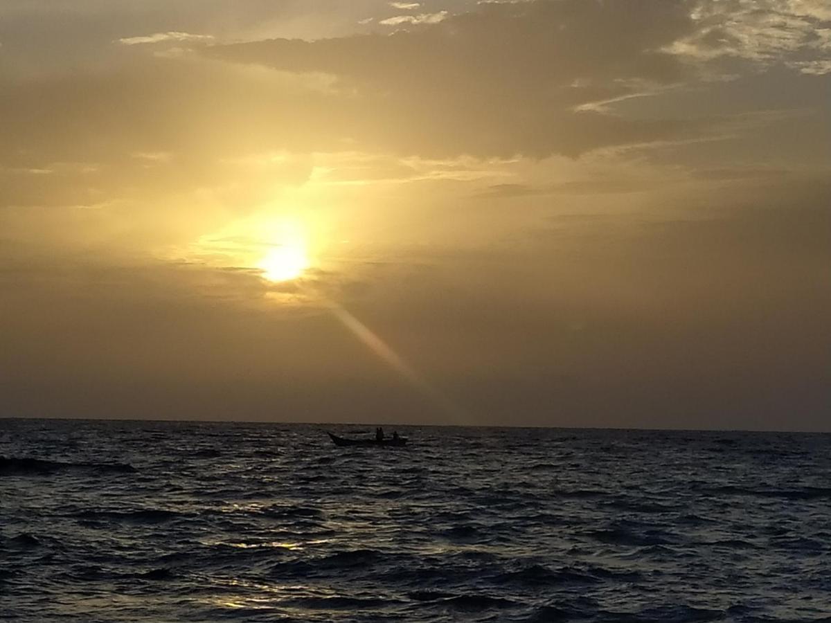 Sol Y Mar Hotel Puerto Limon Luaran gambar