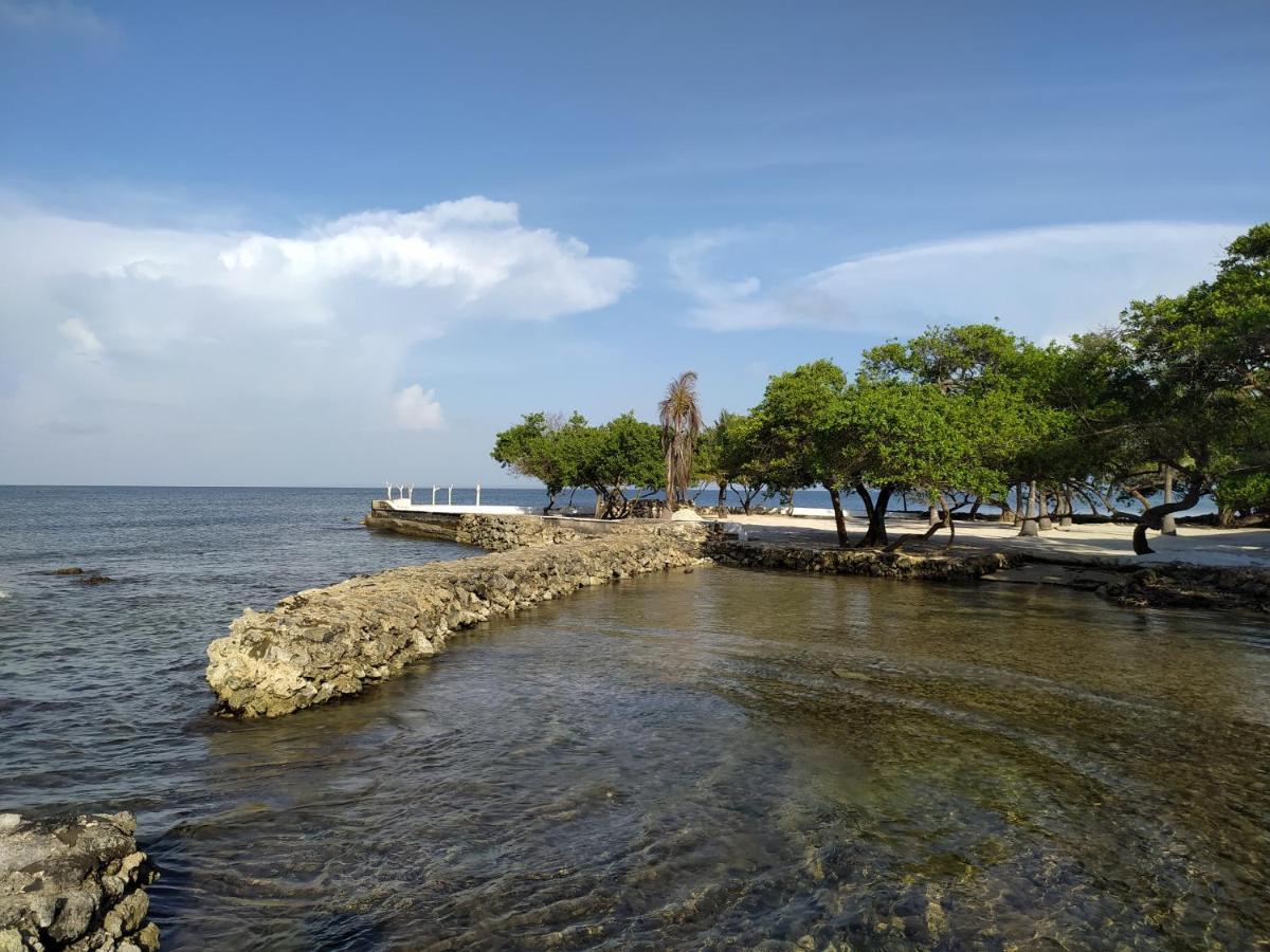 Sol Y Mar Hotel Puerto Limon Luaran gambar